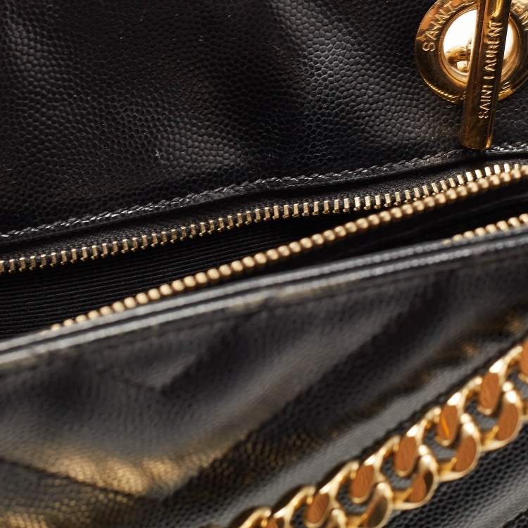 مملوكة مسبقًا Saint Laurent Black Matelasse Leather Cassandre Shopper Tote