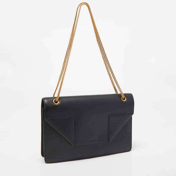 مملوكة مسبقًا Saint Laurent Black Leather Medium Betty Shoulder Bag