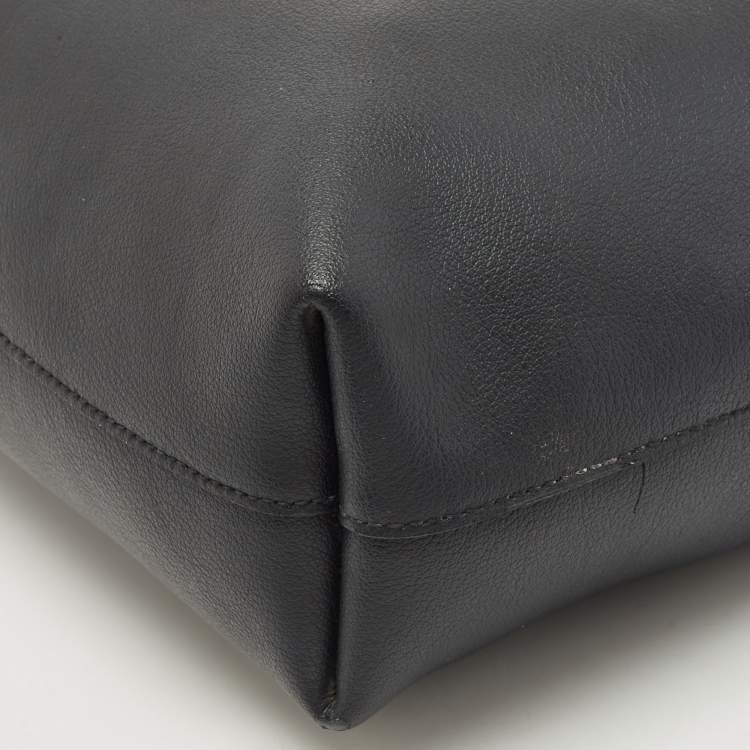 Pre Owned Saint Laurent Black Leather Toy Shopper Tote