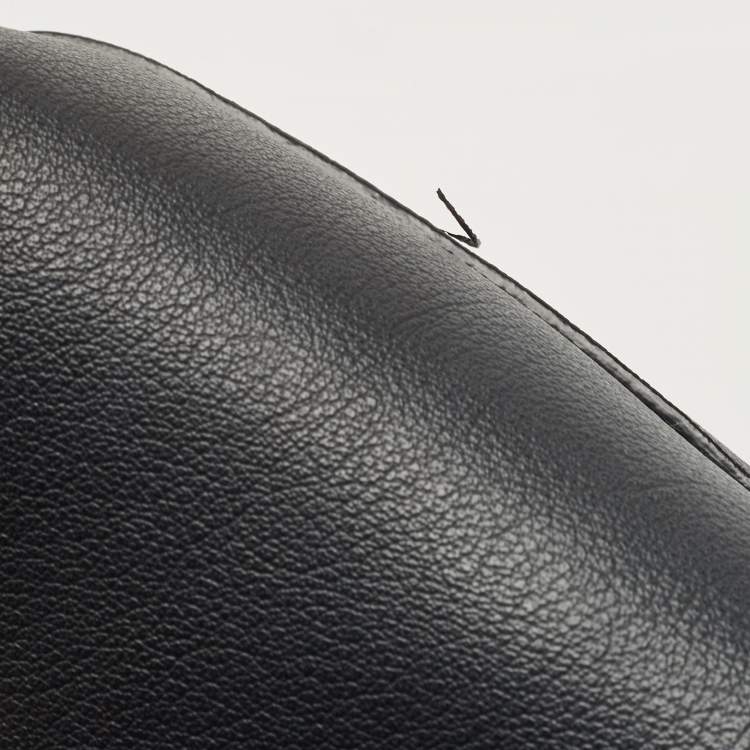 Pre Owned Saint Laurent Black Leather Toy Shopper Tote