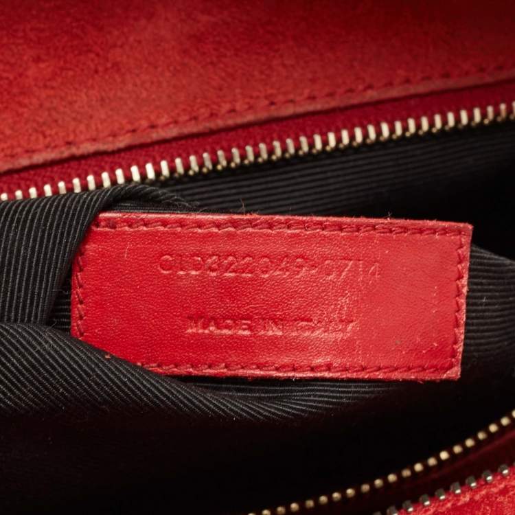 Pre Owned Saint Laurent Red Leather Classic 6 Duffle Bag