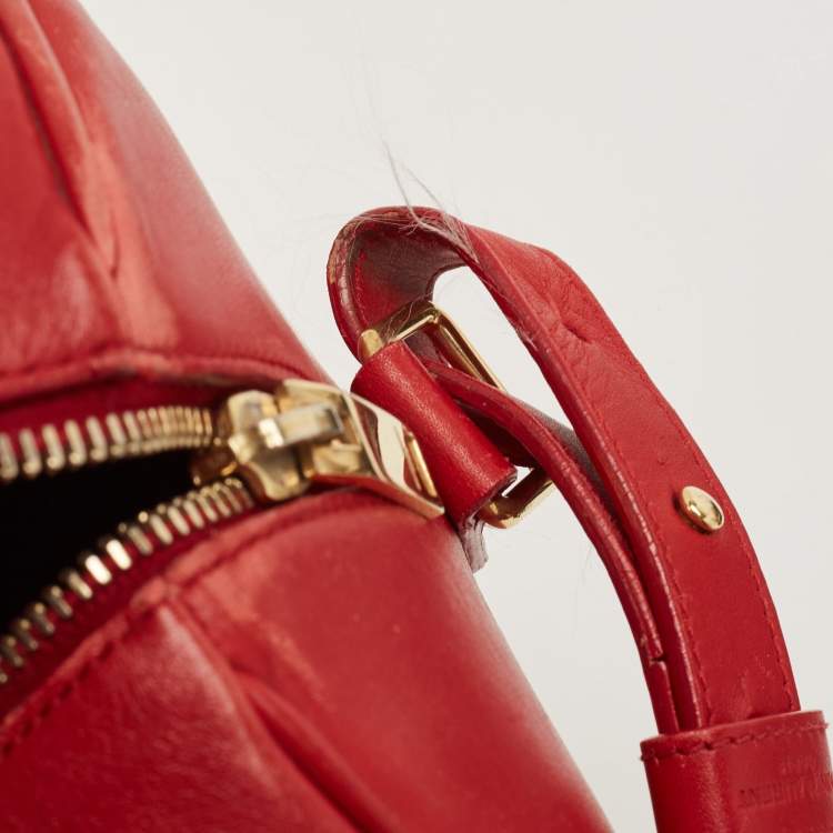 Pre Owned Saint Laurent Red Leather Classic 6 Duffle Bag