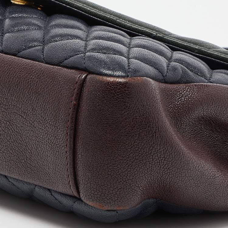 مملوكة مسبقًا Saint Laurent Tri Color Matelasse Leather Envelope Shoulder Bag