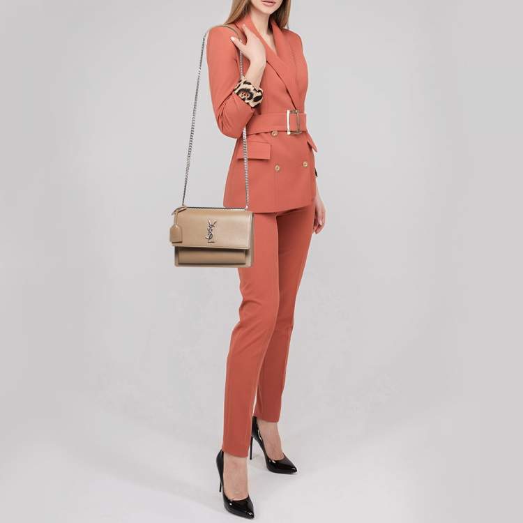 مملوكة مسبقًا Saint Laurent Beige Leather Medium Sunset Chain Shoulder Bag
