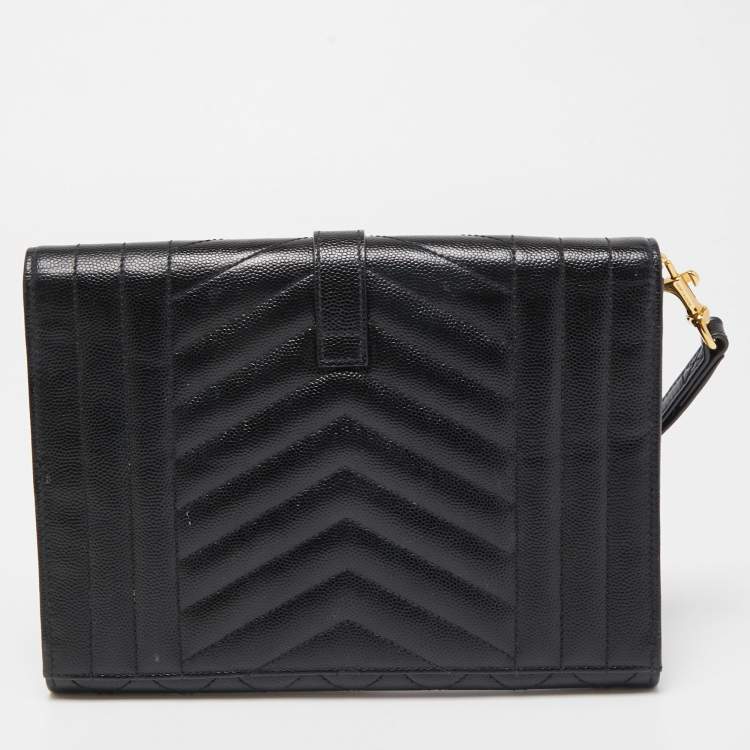 مملوكة مسبقًا Saint Laurent Black Leather Envelope Flap Wristlet Clutch 