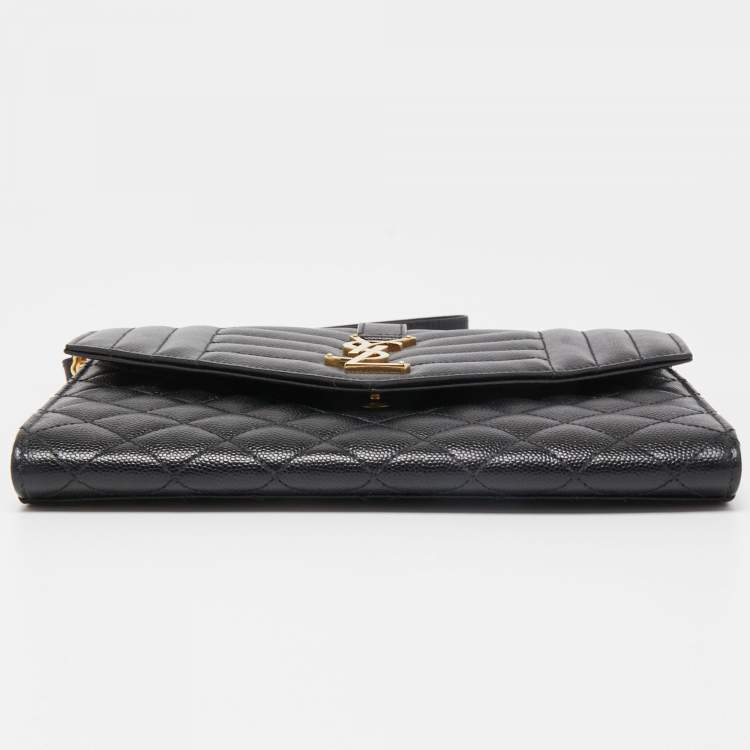 مملوكة مسبقًا Saint Laurent Black Leather Envelope Flap Wristlet Clutch 