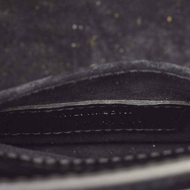 مملوكة مسبقًا Saint Laurent Black Patent Leather Nano Classic Sac De Jour Tote