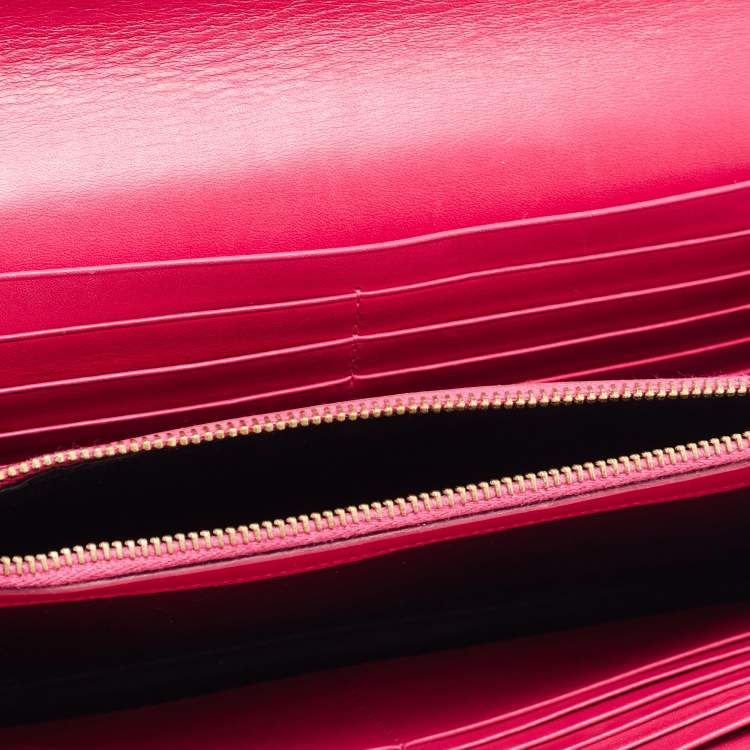 Pre Owned Saint Laurent Fuchsia Textured Patent Leather Classic Wallet on Chain