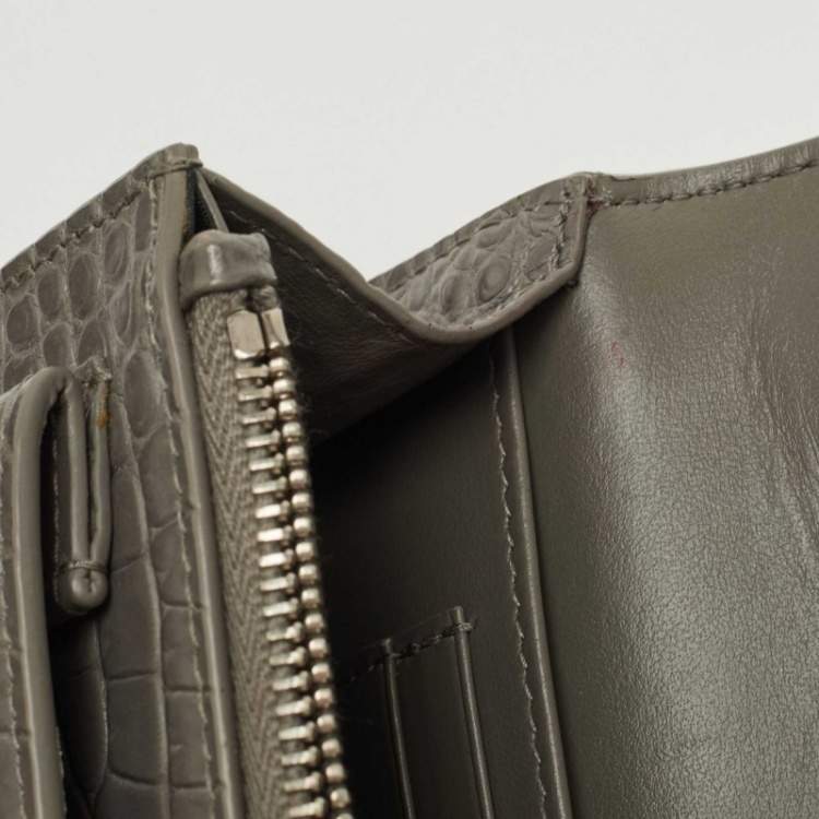 Pre Owned Saint Laurent Grey Croc Embossed Leather Mini Sunset Chain Bag