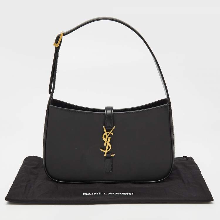 Pre Owned Saint Laurent Black Leather LE 5 À 7 Shoulder Bag