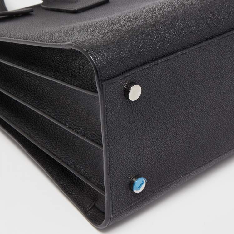 مملوكة مسبقًا Saint Laurent Black Grain Leather Small Classic Sac De Jour Tote