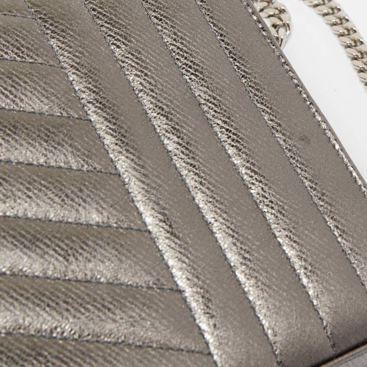 Pre Owned Saint Laurent Metallic Mix Matelassé Leather Monogram Envelope Wallet on Chain