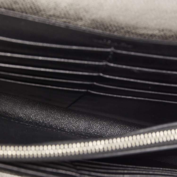 Pre Owned Saint Laurent Metallic Mix Matelassé Leather Monogram Envelope Wallet on Chain