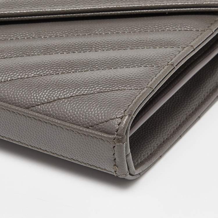 Pre Owned Saint Laurent Grey Matelassé Leather Monogram Envelope Wallet On Chain