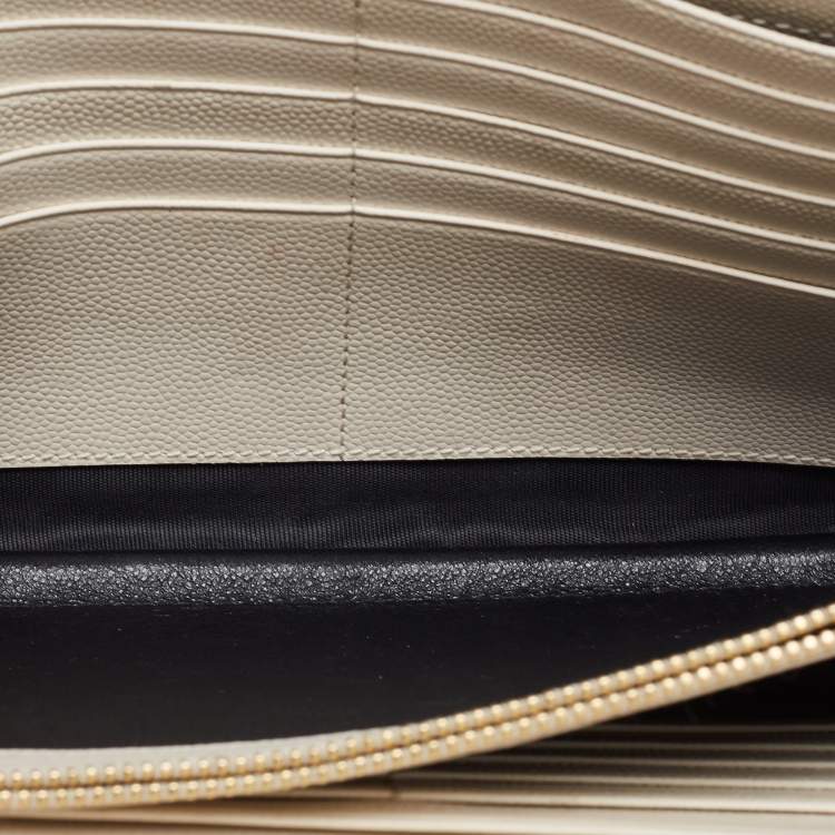 Pre Owned Saint Laurent White Matelasse Leather Monogram Envelope Wallet on Chain