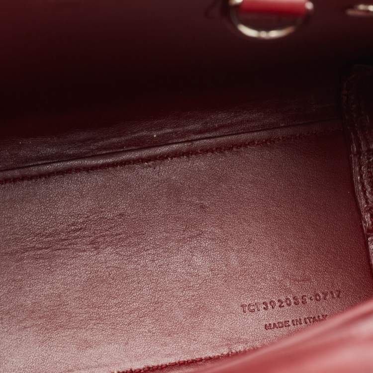 Pre Owned Saint Laurent Red Croc Embossed Leather Nano Classic Sac De Jour Tote