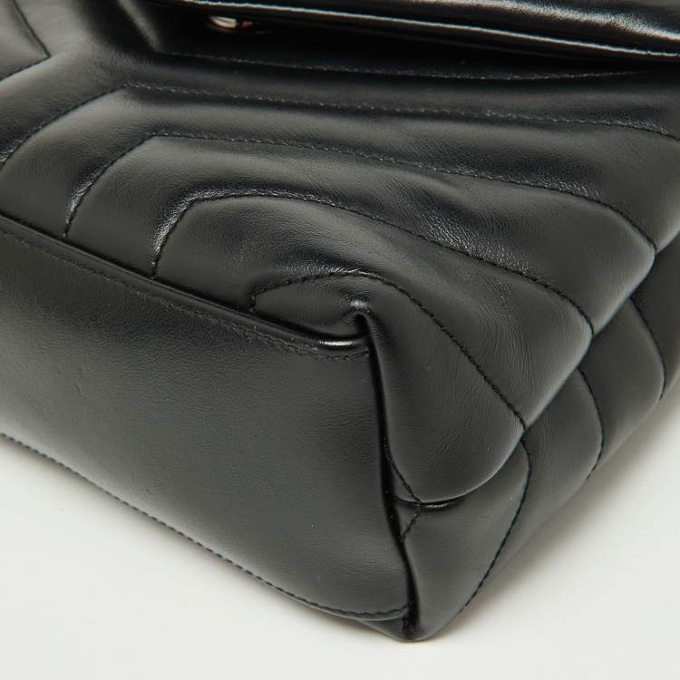 Pre Owned Saint Laurent Black Quilted Leather Small Loulou Shoulder Bag