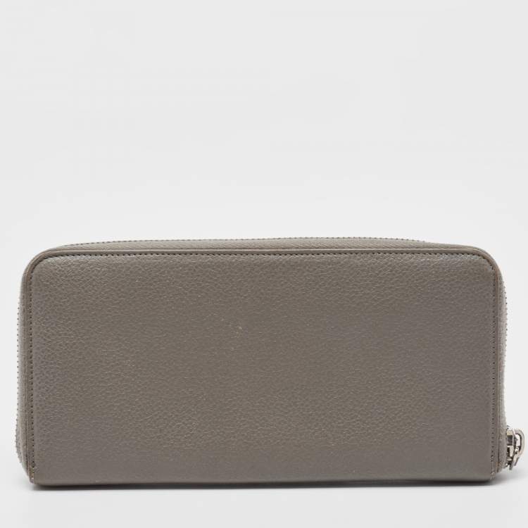 Pre Owned Saint Laurent Grey Leather Zip Around Continental Wallet
