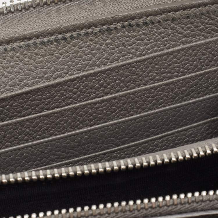 Pre Owned Saint Laurent Grey Leather Zip Around Continental Wallet