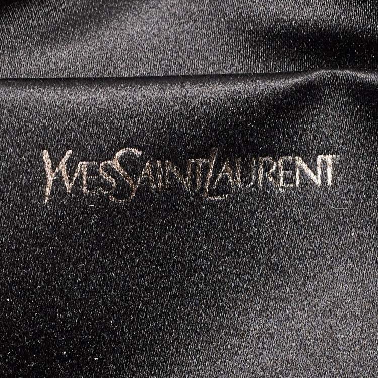 Pre Owned Saint Laurent Silver/Black Shimmering Canvas Belle De Jour Clutch