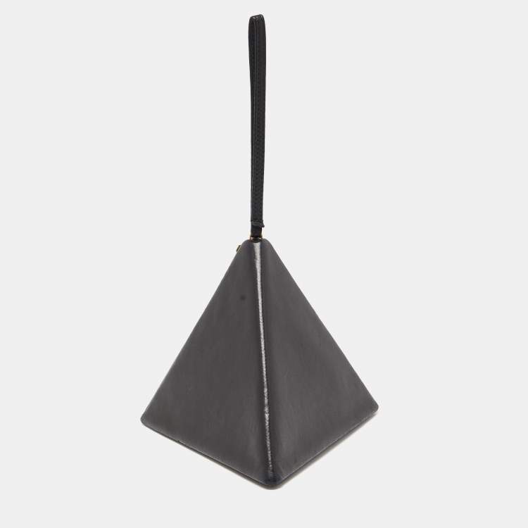 Pre Owned Saint Laurent Black Leather Pyramid Box Wristlet Clutch