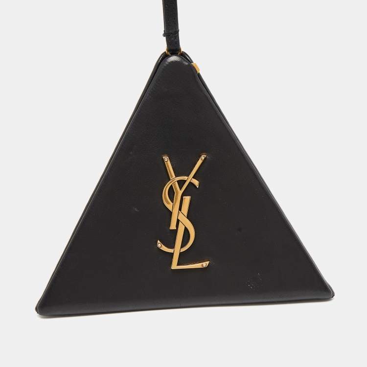 Pre Owned Saint Laurent Black Leather Pyramid Box Wristlet Clutch