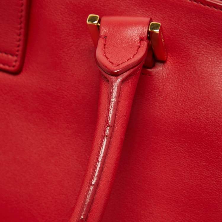 Pre Owned Saint Laurent Red Leather Medium Cabas Chyc Tote