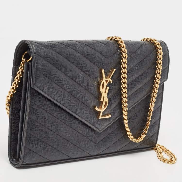 مملوكة مسبقًا Saint Laurent Black Matelassé Leather Cassandre Wallet on Chain