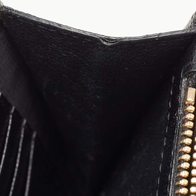 مملوكة مسبقًا Saint Laurent Black Matelassé Leather Cassandre Wallet on Chain