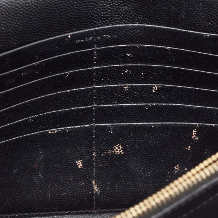 مملوكة مسبقًا Saint Laurent Black Matelassé Leather Cassandre Wallet on Chain
