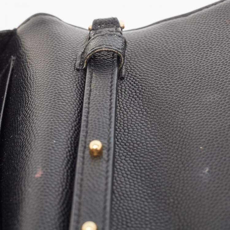 مملوكة مسبقًا Saint Laurent Black Matelassé Leather Cassandre Wallet on Chain