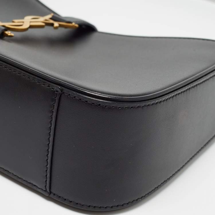Pre Owned Saint Laurent Black Leather LE 5 À 7 Shoulder Bag