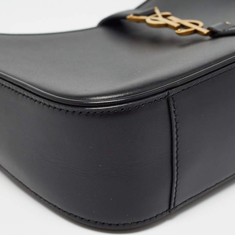 Pre Owned Saint Laurent Black Leather LE 5 À 7 Shoulder Bag