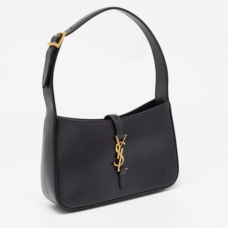 Pre Owned Saint Laurent Black Leather LE 5 À 7 Shoulder Bag