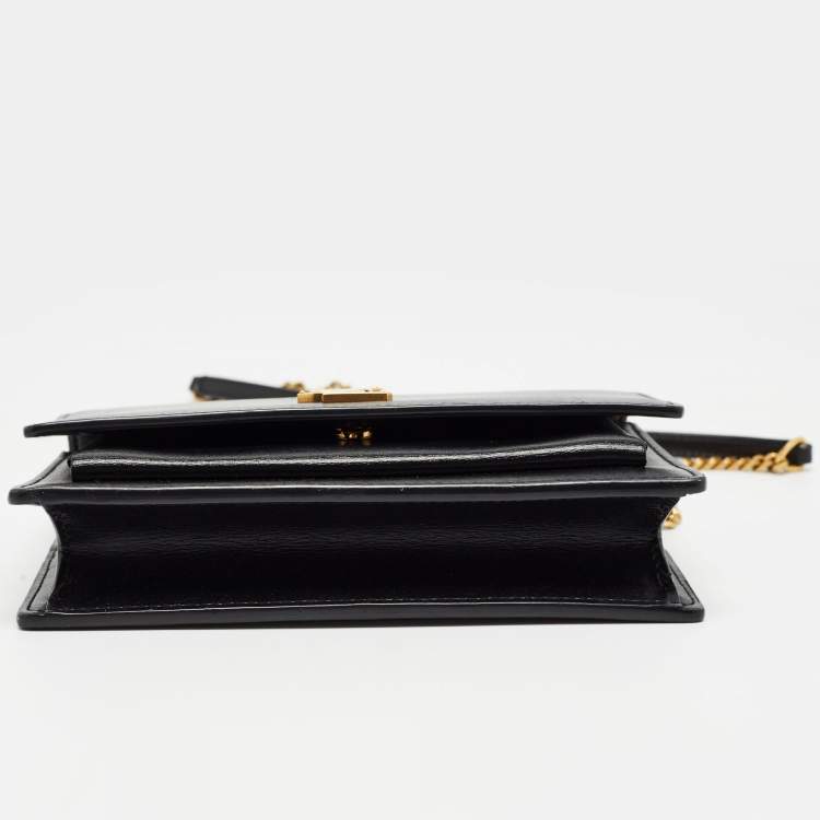 Pre Owned Saint Laurent Black Leather Sunset Chain Wallet