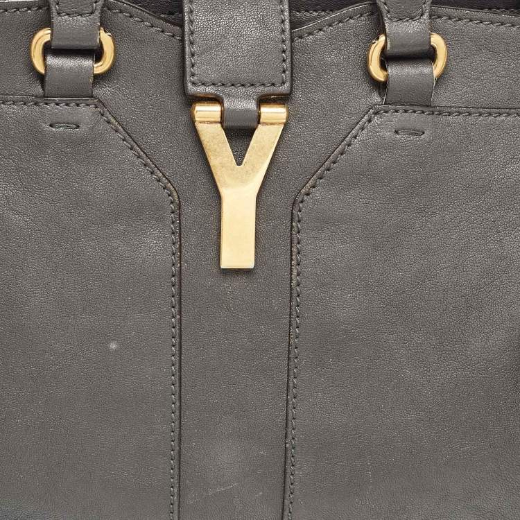 مملوكة مسبقًا Saint Laurent Grey Leather Small Cabas Chyc Tote