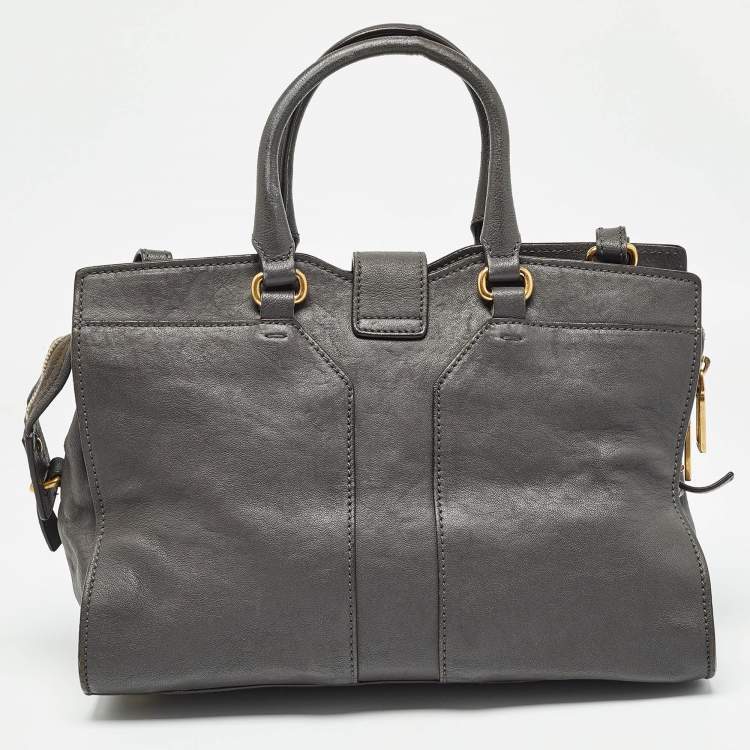 مملوكة مسبقًا Saint Laurent Grey Leather Small Cabas Chyc Tote