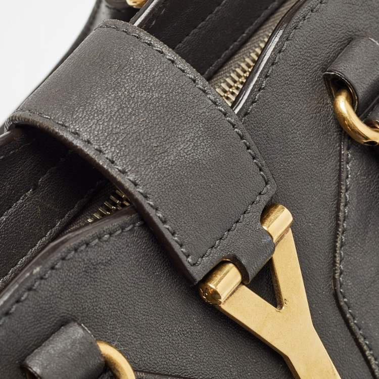 مملوكة مسبقًا Saint Laurent Grey Leather Small Cabas Chyc Tote