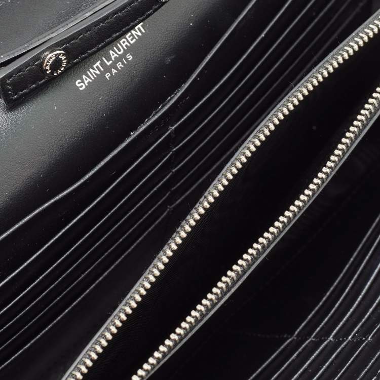 Pre Owned Saint Laurent Grey Lurex Fabric Kate Chain Clutch