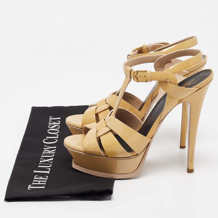 مملوكة مسبقًا Saint Laurent Beige Patent Tribute Ankle Strap Sandals Size 37
