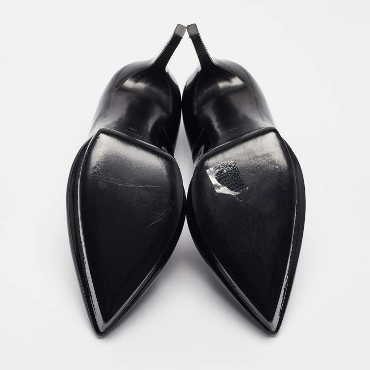 مملوكة مسبقًا Saint Laurent Black Patent Leather Janis Platform Pumps 40