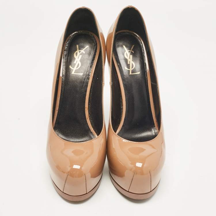 مملوكة مسبقًا Saint Laurent Beige Patent Leather Tribtoo Pumps Size 40
