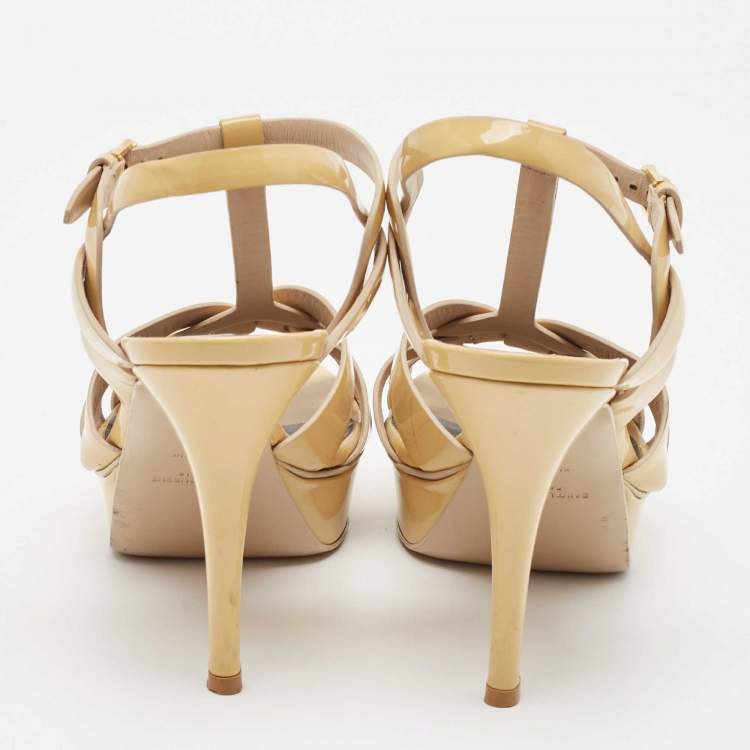 مملوكة مسبقًا Saint Laurent Beige Patent Leather Tribute Sandals Size 40