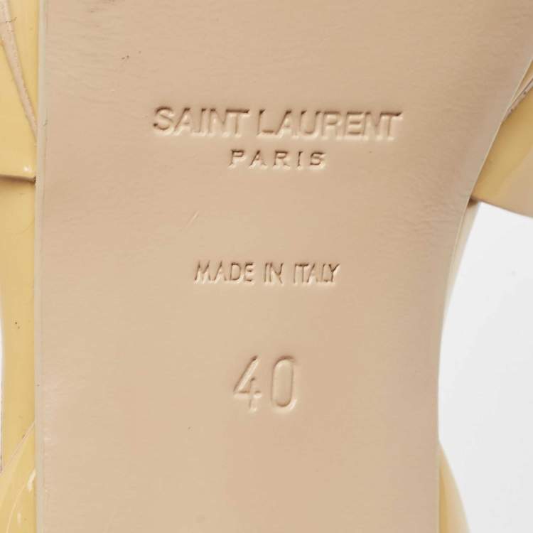 مملوكة مسبقًا Saint Laurent Beige Patent Leather Tribute Sandals Size 40