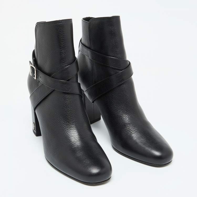 Pre Owned Saint Laurent Black Leather Ankle Length Boots Size 39