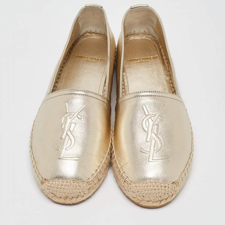 مملوكة مسبقًا Saint Laurent Gold Leather Cassandra Espadrille Flats Size 35.5
