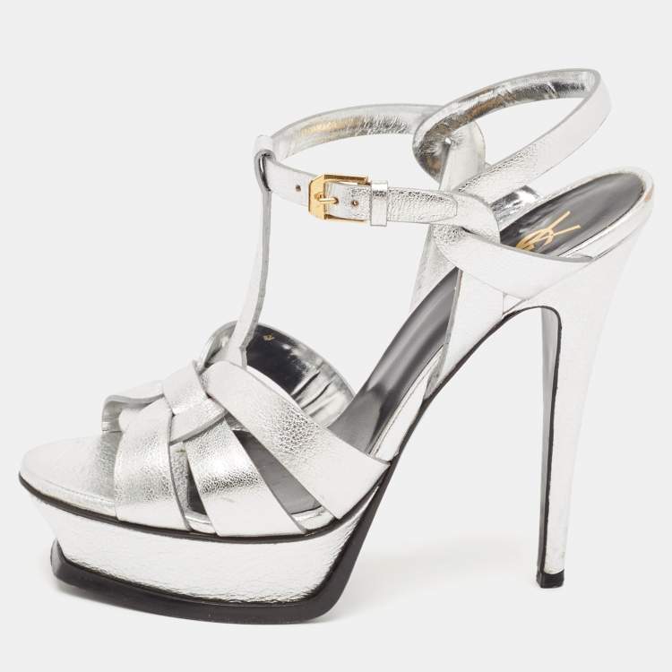 مملوكة مسبقًا Saint Laurent Silver Leather Tribute Sandals Size 38