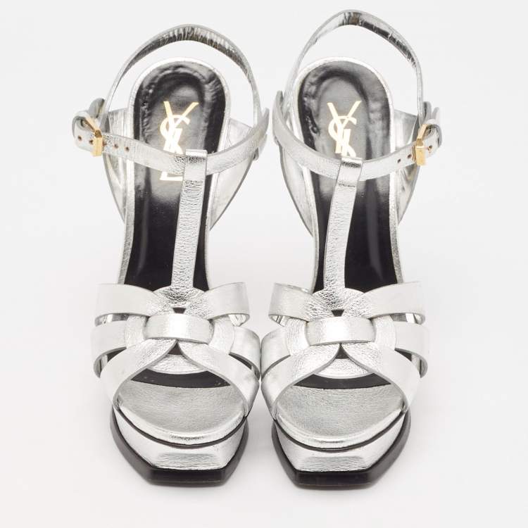 مملوكة مسبقًا Saint Laurent Silver Leather Tribute Sandals Size 38