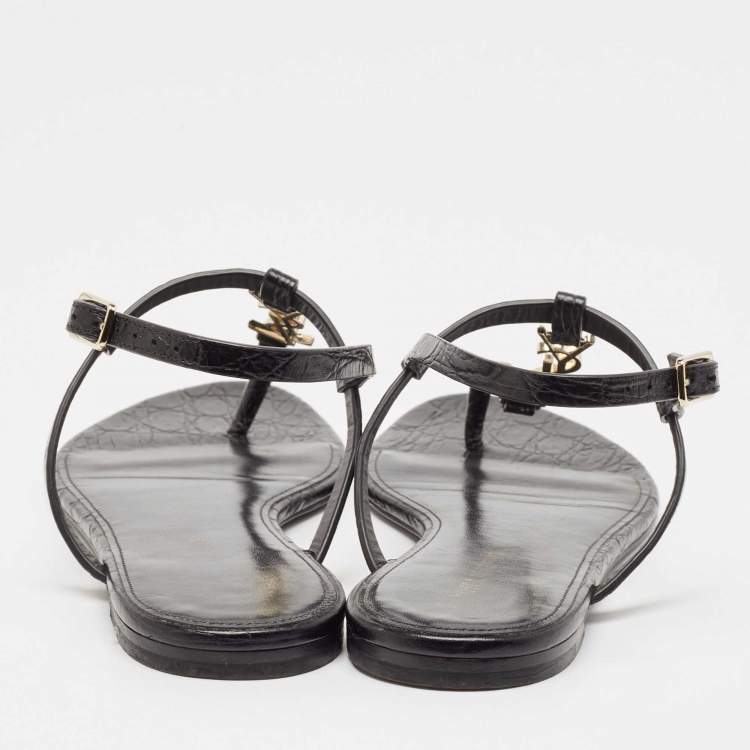 مملوكة مسبقًا Saint Laurent Black Croc Embossed Leather Cassandra Flat Sandals Size 39