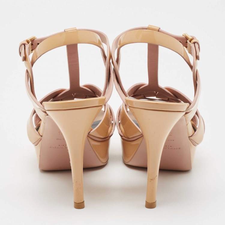 مملوكة مسبقًا Saint Laurent Beige Patent Leather Tribute Platform Sandals Size 38.5